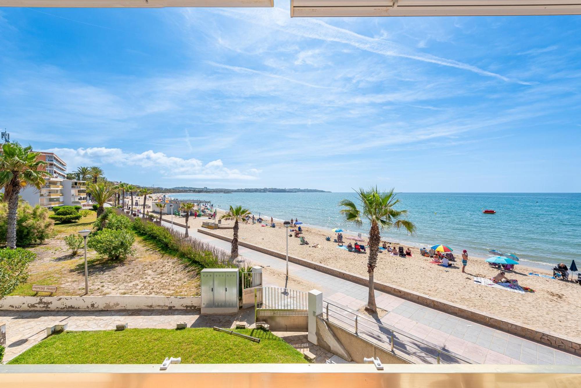 Apartamento Frente Al Mar Cambrils Buitenkant foto
