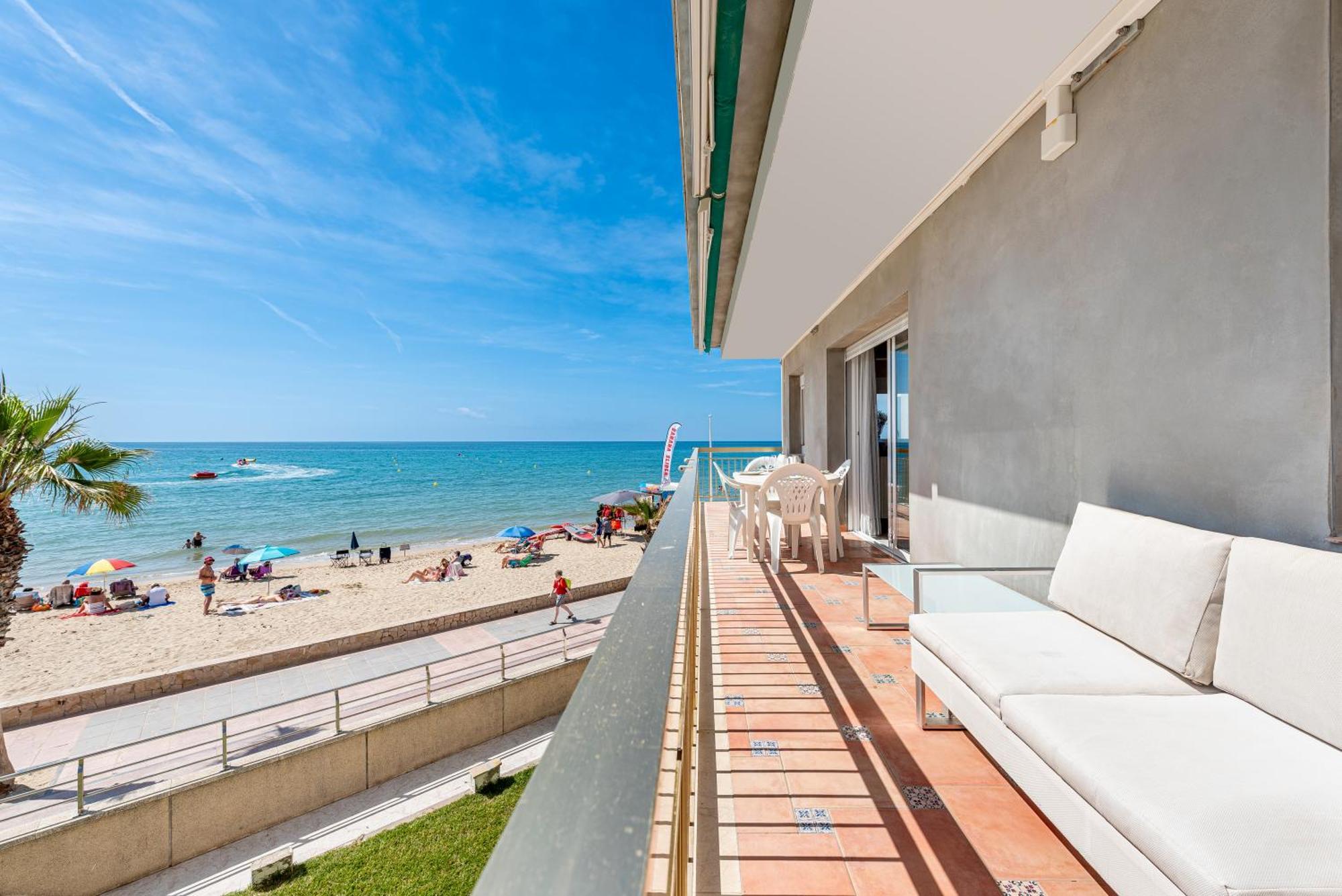 Apartamento Frente Al Mar Cambrils Buitenkant foto